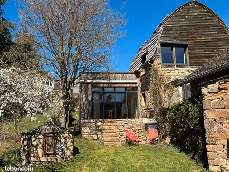 maison de pays entièrement renovée