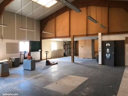 location atelier bureaux local box entrepôt stockage garage