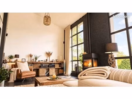 maison meublée prête a vivre - 130m2 - beaux volumes - idéale famille - les sornières