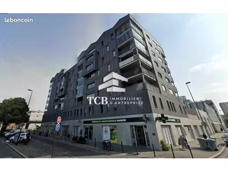 bureaux 111 m² nantes