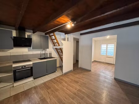 location appartement 1 pièce 41.14 m² à castelnaudary (11400)  460 €