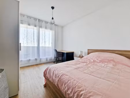 location meublée appartement 1 pièce 11 m² à tours (37000)  415 €