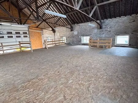 sous location mezzanine 110m2 dans garage