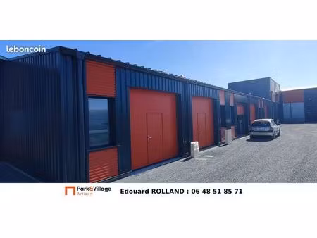 box d'activité et de stockage à louer / local d'activité à louer / box d'activité à louer 