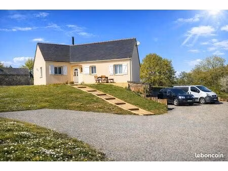 maison individuelle 214m² dont sous-sol complet avec garage 90 m² – terrain 1900 m²
