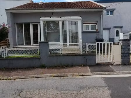 vend maison de plain pied 3 p