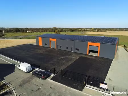 a louer local atelier 500m2