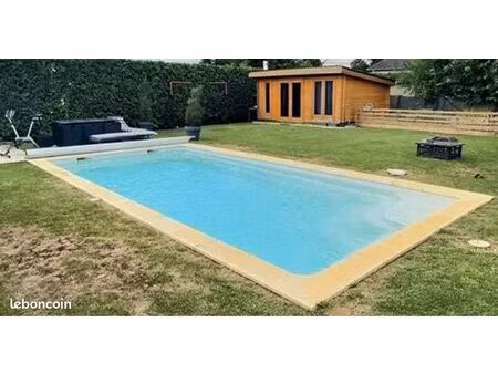 magnifique maison individuelle avec piscine et chalet