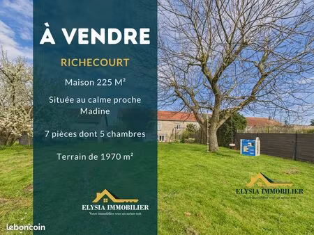 maison 7 pièces 225 m²