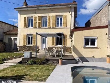 maison 7 pièces 133 m²