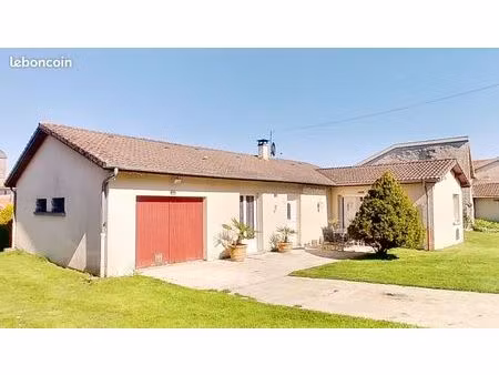 pavillon 4 pièces 84 m²