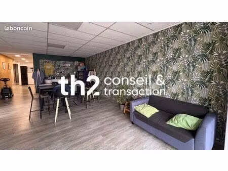 local commercial 460 m² agneaux