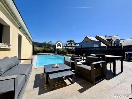 maison 10 pièces 168 m²