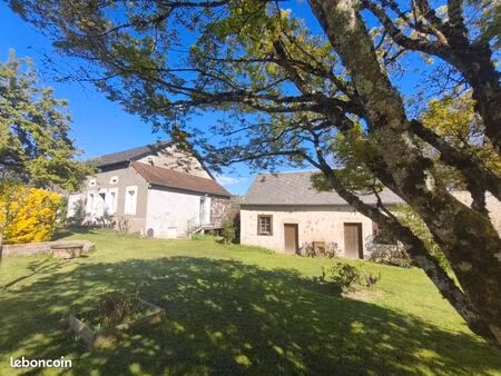 maison en bout d'impasse avec dépendances