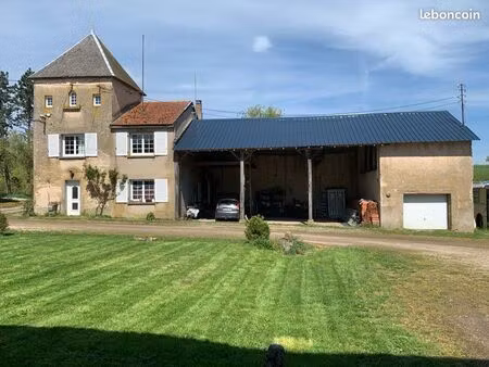 sorbey  dans hameau poncillon  maison de 120 m2 et dépendance à 15 mn de metz