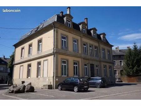 appartement 4 pièces 127 m²