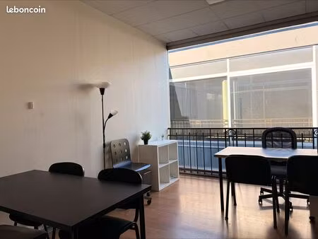 bureau lumineuxde 16m2 - lille