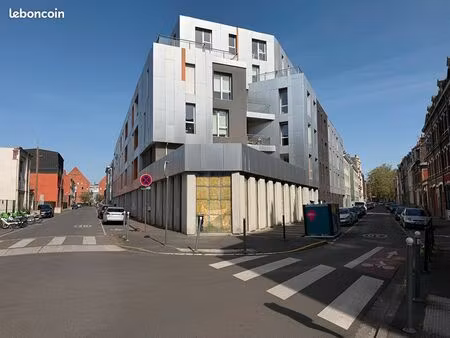 local commercial 202 m² lille