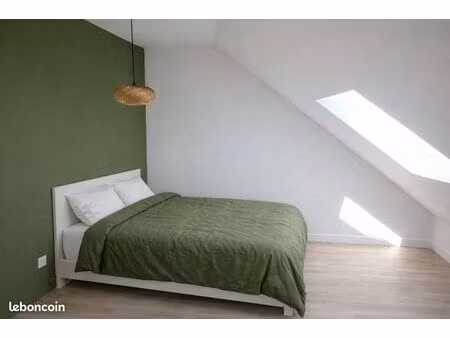 chambre avec salle de bain privée