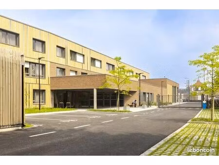 studio 1 pièce 18 m²