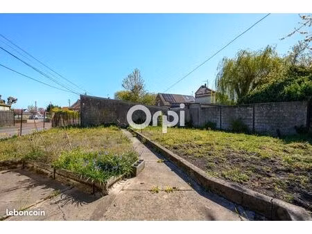 maison 4 pièces 77 m²