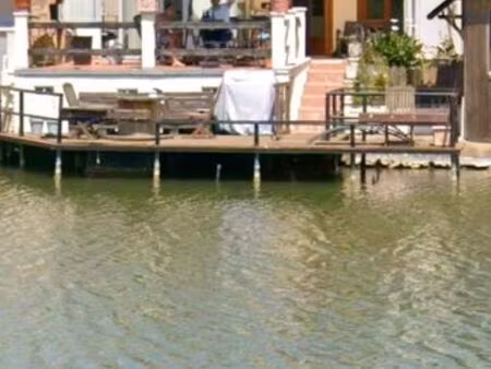 maisonnette au bord de l'étang