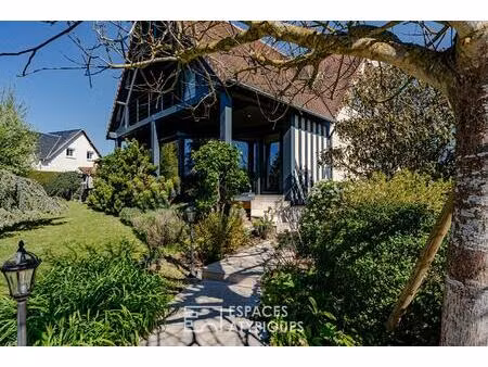 maison parfaitement rénovée avec piscine chauffée