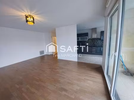 centre-ville  résidence de standing : 3 pièces coup de cœur avec balcon !