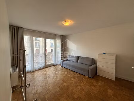 appartement 1 pièces 28 m² à louer paris 15e arrondissement 75015 ? | era immobilier