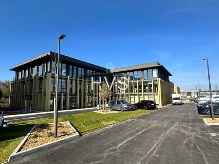 location bureaux 1 512 m²