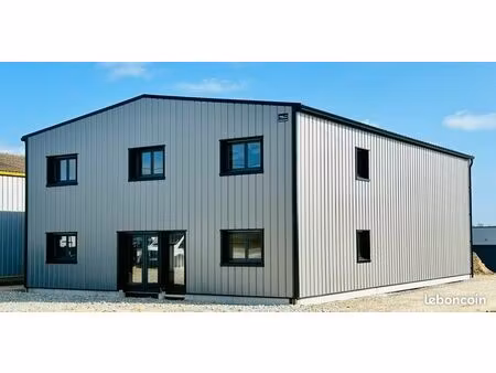 entrepôt de stockage ou artisanal