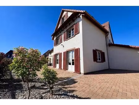 belle maison 224 m²