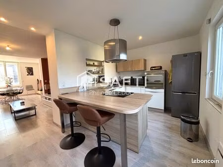 maison de ville 4 pièces 104 m²