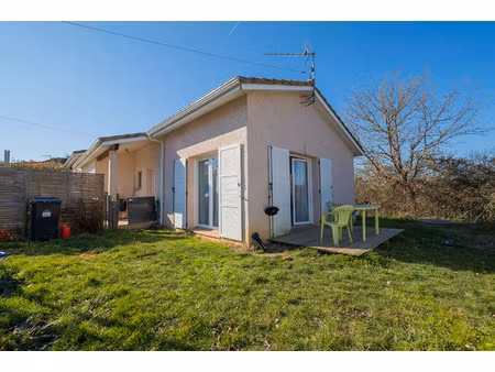 villa t3 de plain-pied avec jardin - 31140 montberon