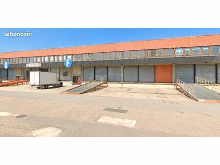 local d'activite 751 m² ennery