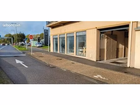 local commercial/professionnel de 265m²