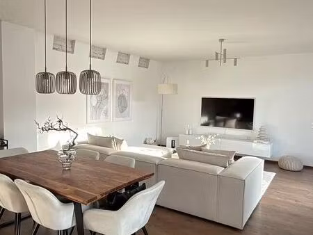 maison 4 pièces 82 m²