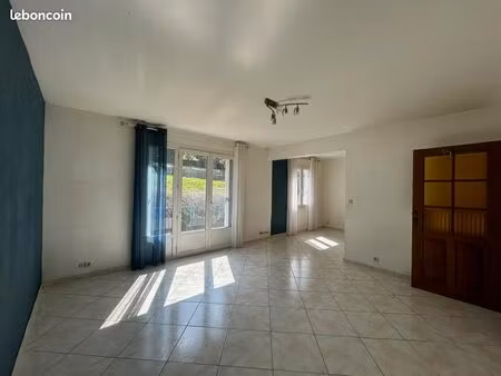 appartement 4 pièces 77 m²