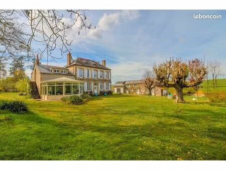 propriété 16 pièces 404 m²