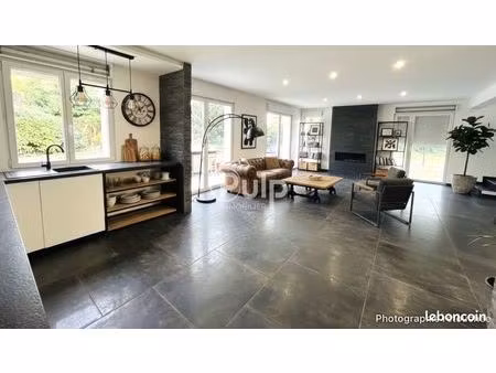 maison 5 pièces 140 m²