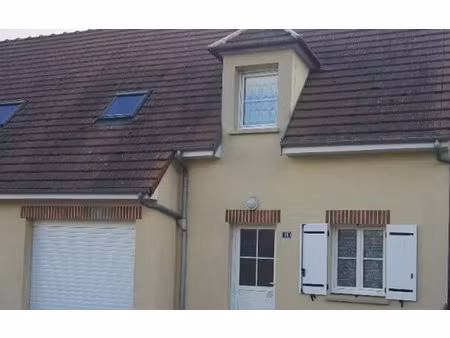 location maison  m² t-4 à reuil-sur-brêche  790 €