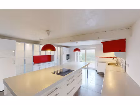 location maison  m² t-6 à saint-étienne  1 290 €