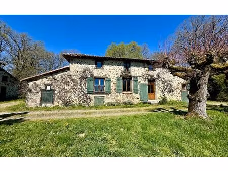 location maison  m² t-4 à saint-just-le-martel  820 €