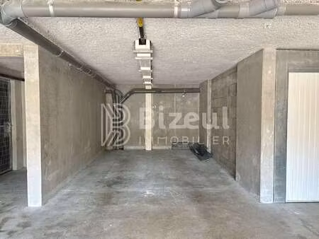 location garage box et parking à saint-malo (35400) : à louer / saint-malo