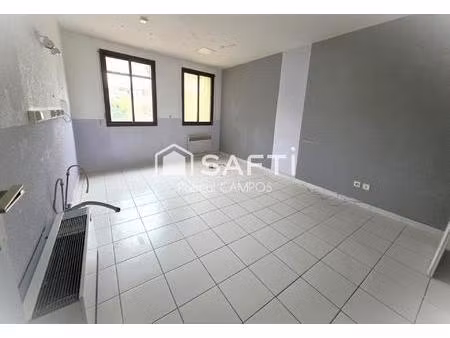 bureau en coeur de ville ancien cabinet médical