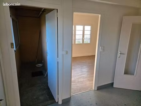 grand studio a vendre