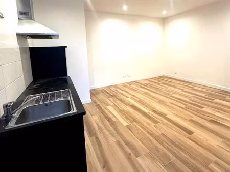 location appartement 3 pièces 78.5 m² à champagne-sur-seine (77430)  960 €