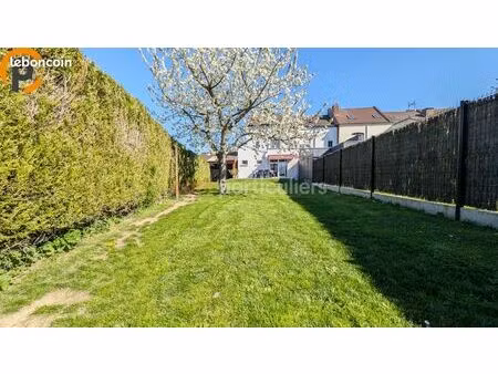 maison 6 pièces 120 m²