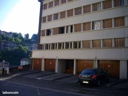 appartement f5 proche centre ville thiers 59500
