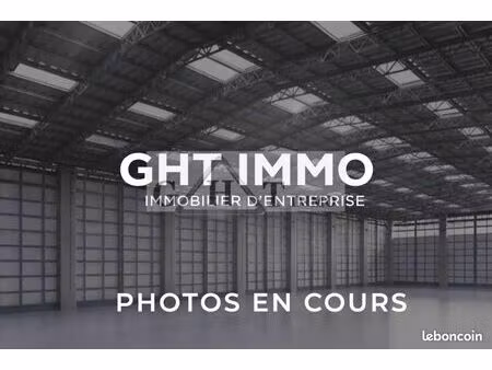 local industriel 250 m²